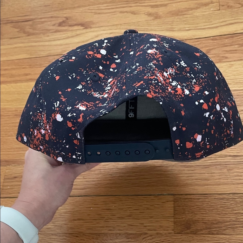 New Era Chicago Bears Black, Orange & White Paint-Splatter Fitted Cap - Picture 2 of 5